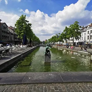 Exclusive Two-level With Private Terrace On The Canal Brussel